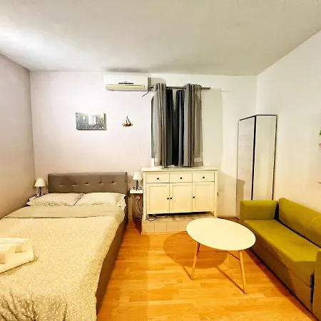 Klarisa Center Apartment *